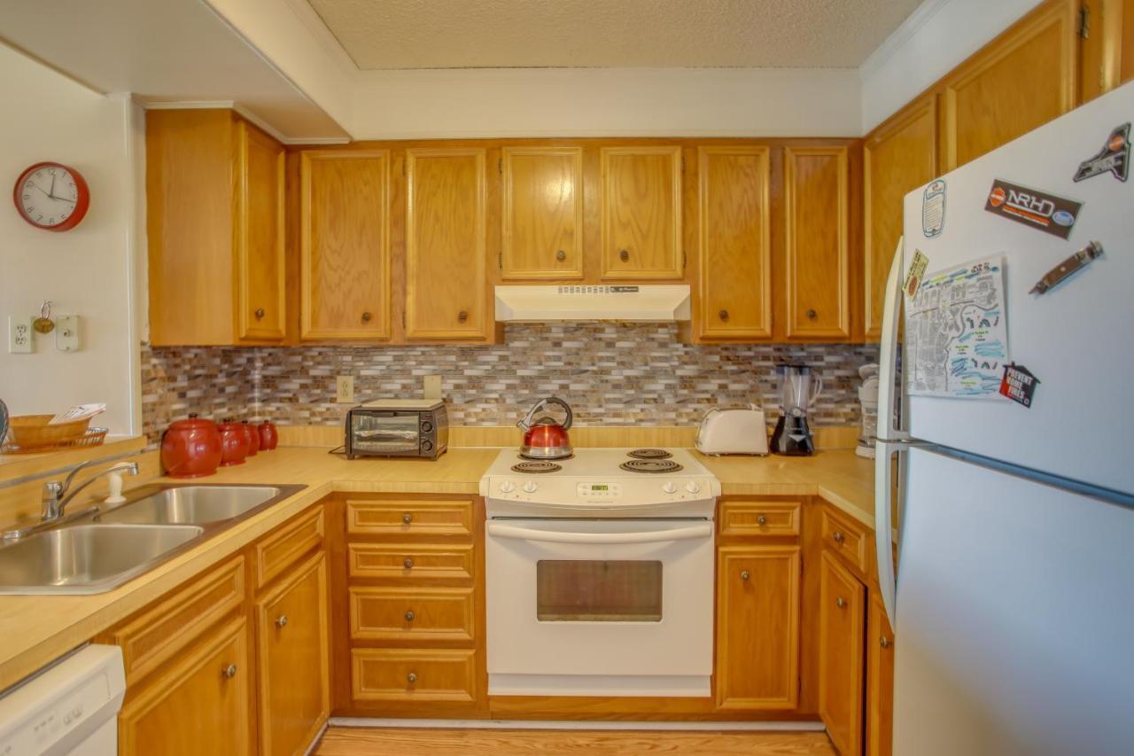 Myrtle Beach Condo With Screened Deck Walk To Beach Exterior photo